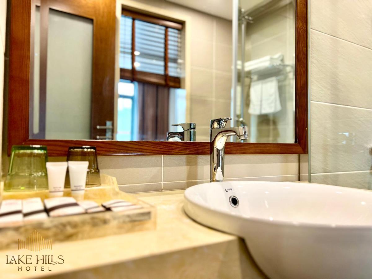 Hung Thinh Ha Long Hotel Ngoại thất bức ảnh