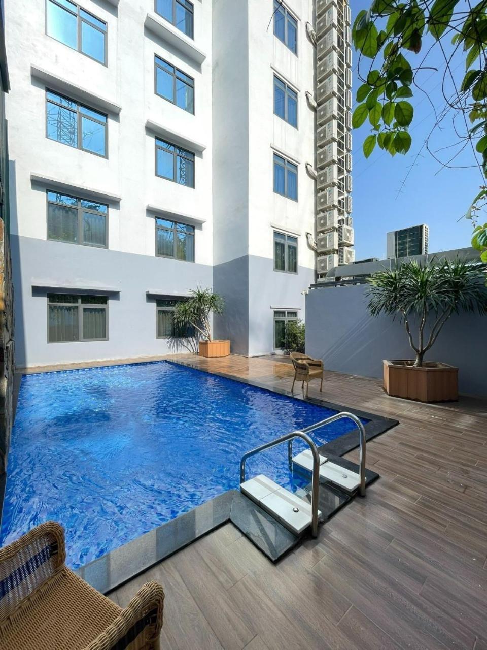 Hung Thinh Ha Long Hotel Ngoại thất bức ảnh