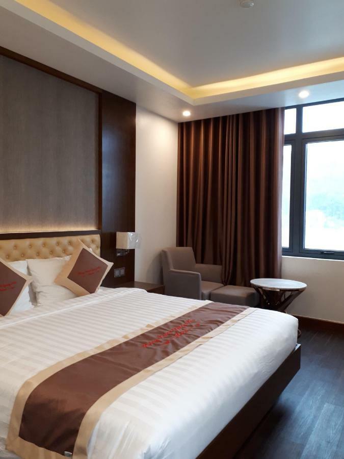 Hung Thinh Ha Long Hotel Ngoại thất bức ảnh