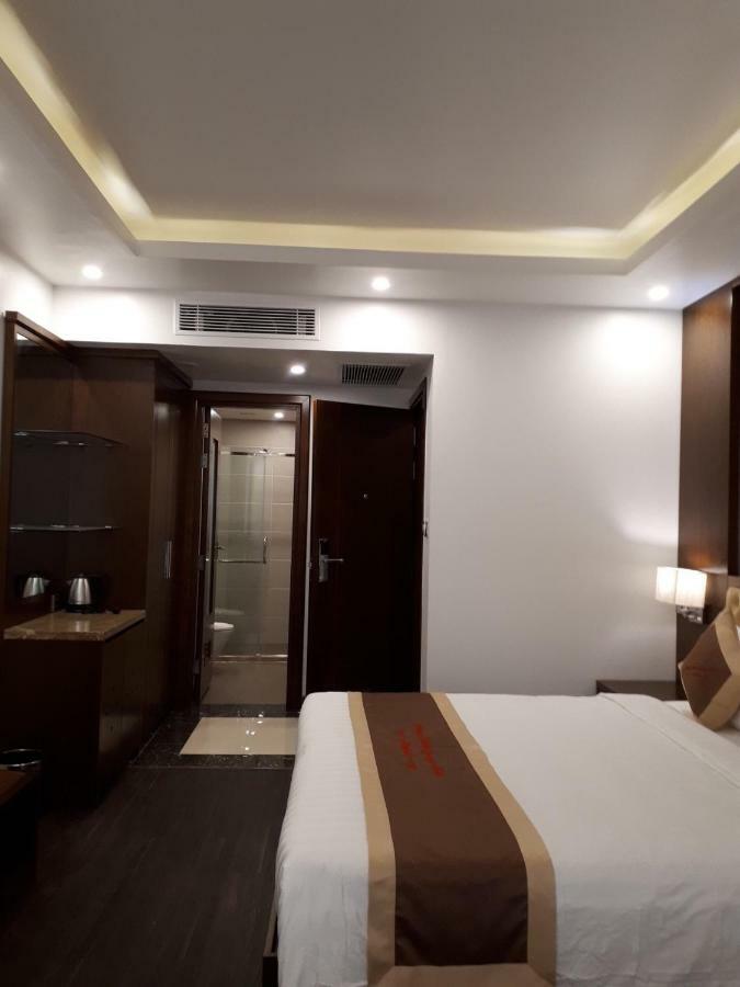 Hung Thinh Ha Long Hotel Ngoại thất bức ảnh